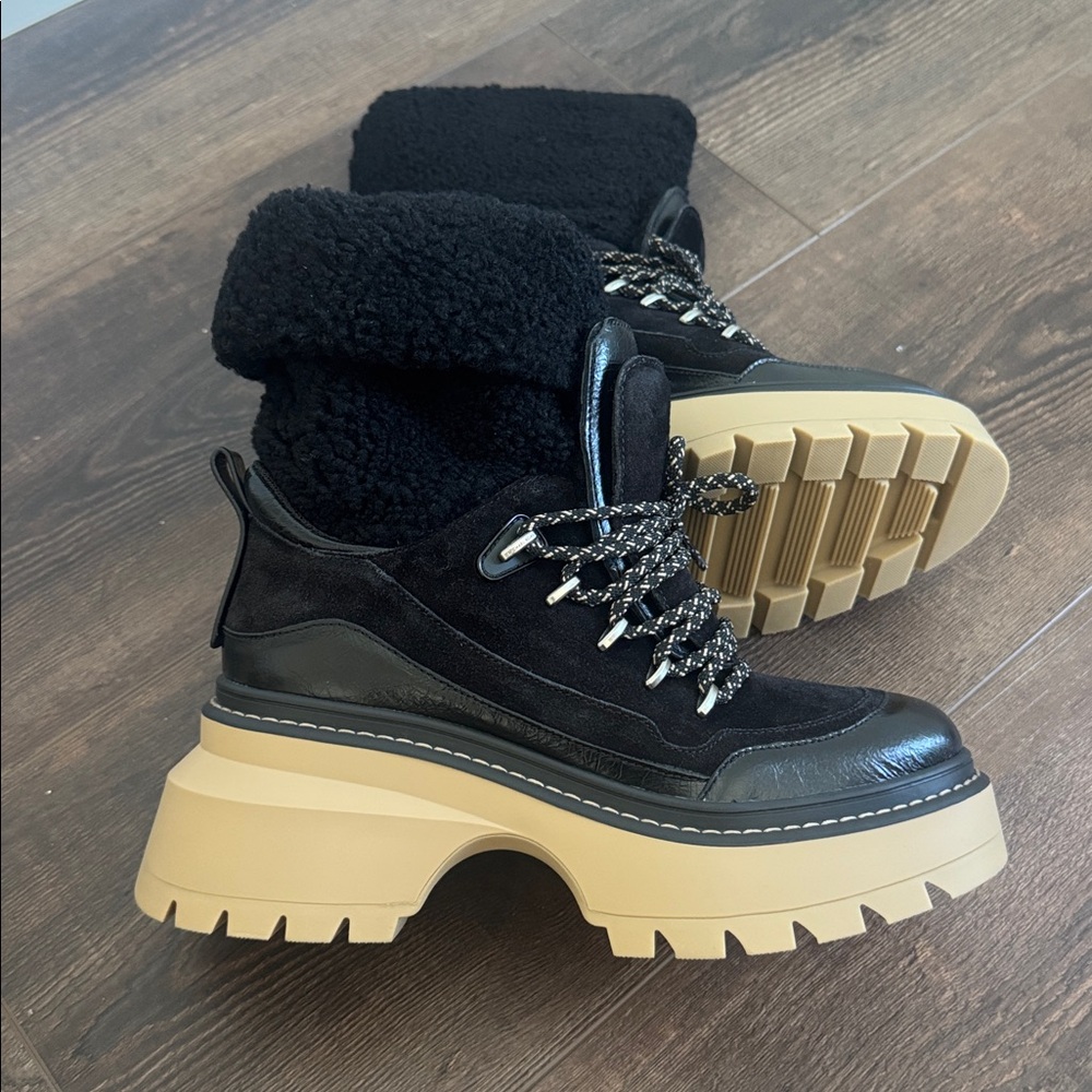 Michael Kors Black Shiloh Mixed-Media Boot - size 8 - Picture 4 of 7